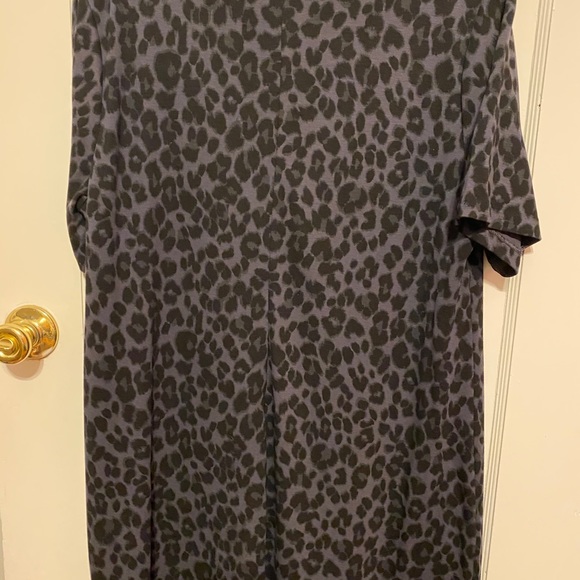 Old Navy Leopard print dress - Picture 3 of 4